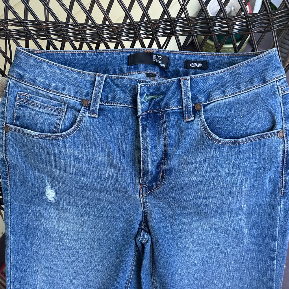 1822 Denim High Rise Blue Jeans
